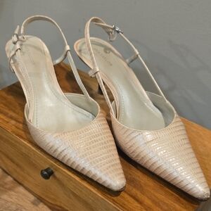 Ann Taylor Textured Cream Slingback Heels 8.5